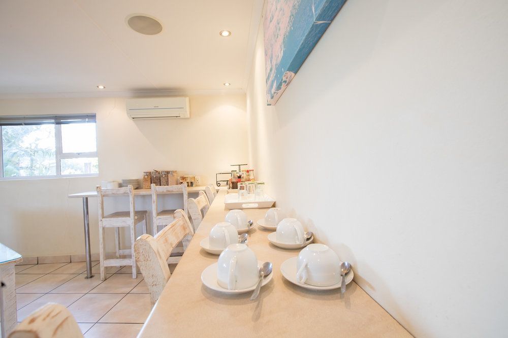 Santorini Guesthouse East London Esterno foto